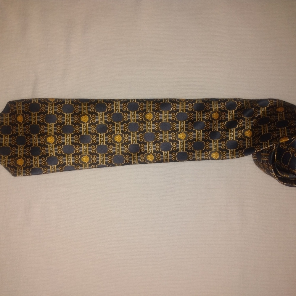 Gianni Versace " silk"  tie  (003)